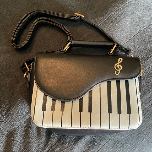 Piano purse New Black & White with  pocket with zippers, strap or handle - Picture 1 of 3